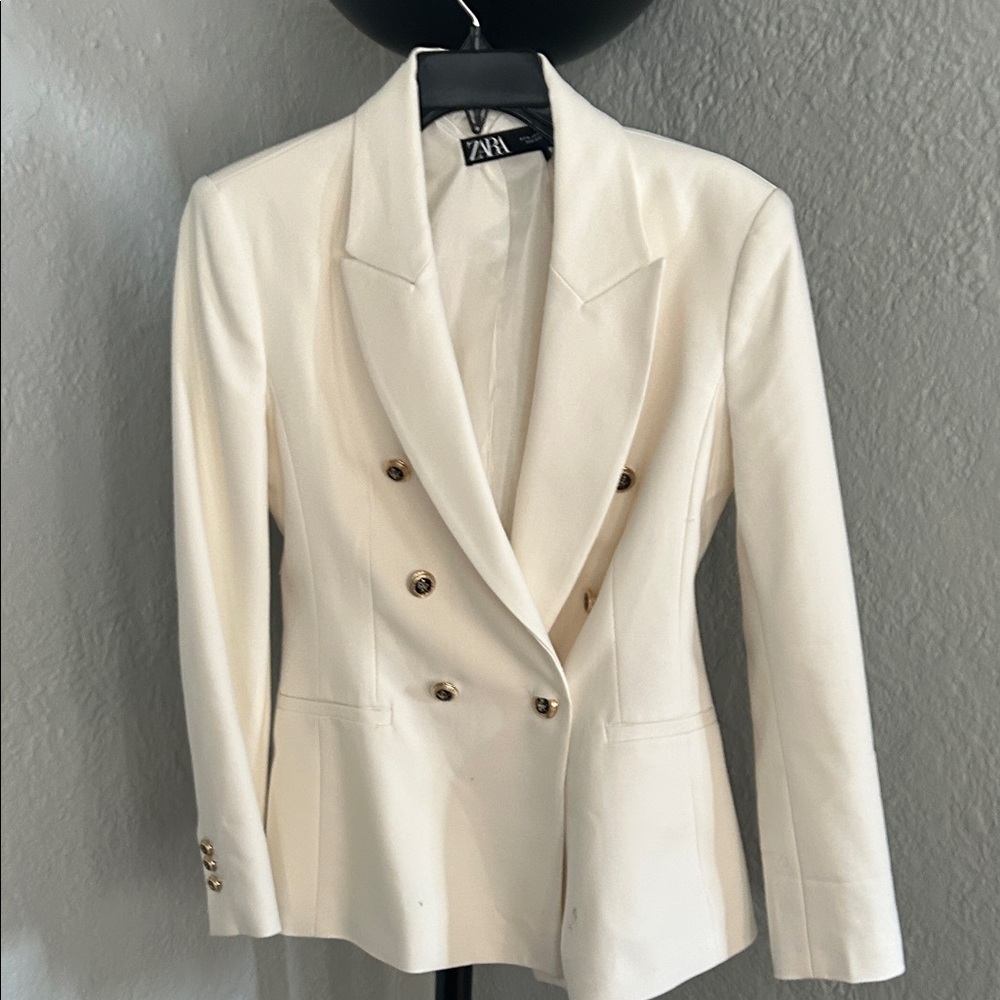 Zara Off-White Double-Breasted Blazer with Gold Buttons